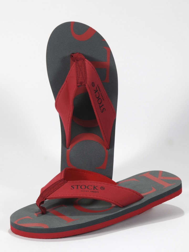 resort flip flops